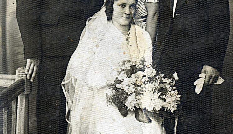 Ślub Kazimiery Sochackiej  i Karola Szymczakiewicza – Kańczuga, 22.06.1940 r.